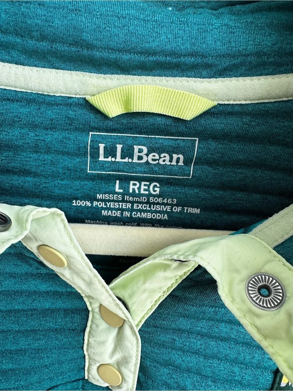 L.L.Bean Women’s Airlight Knit Pullover Quarter-Snap Closure Size Large - Picture 3 of 4